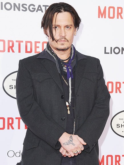 Johnny Depp doi dien 10 nam tu vi...  hai chu cho-Hinh-2